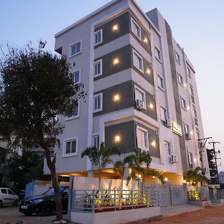 Hotel Urban Sleep Airport Zone Шамшабад Экстерьер фото
